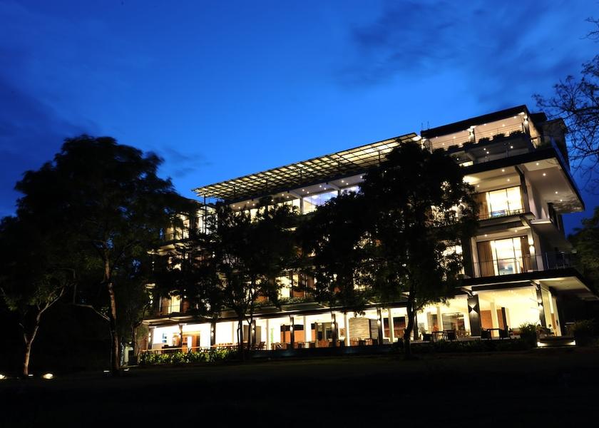 Anuradhapura District Anuradhapura Facade