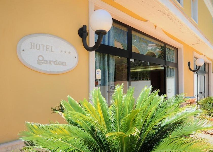 Puglia San Giovanni Rotondo Exterior Detail