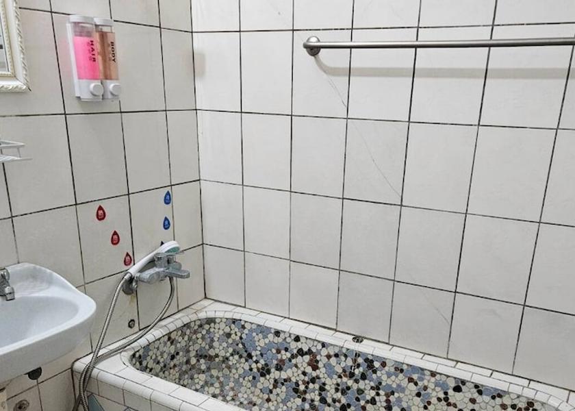 Nantou County Shuili Bathroom