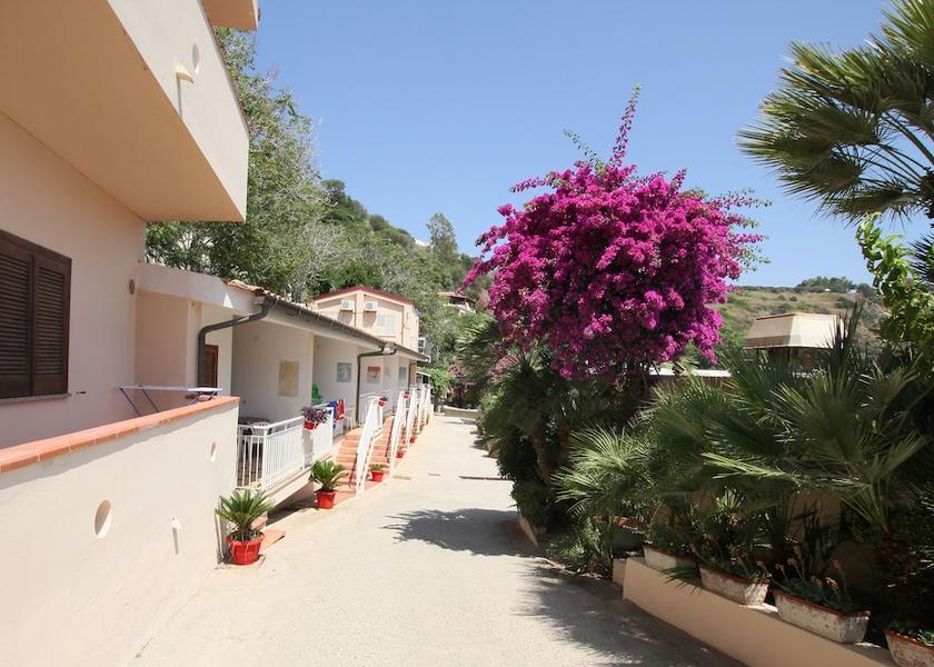 Calabria Ricadi Exterior Detail