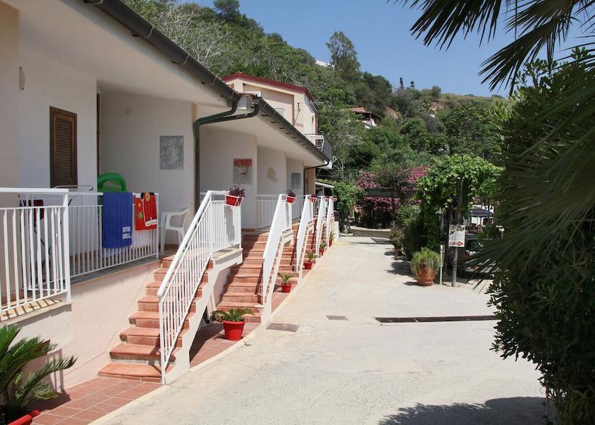 Calabria Ricadi Exterior Detail