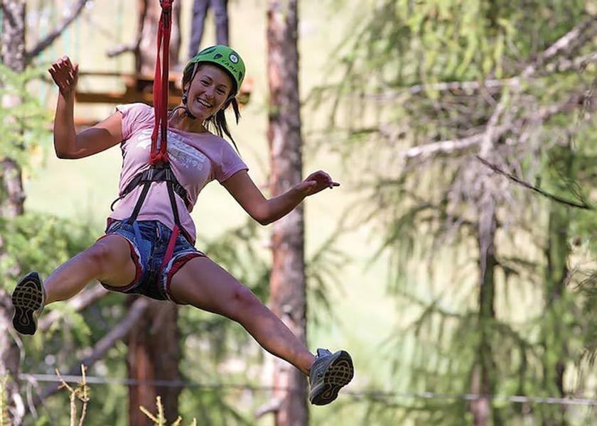 Ropes course (team building)