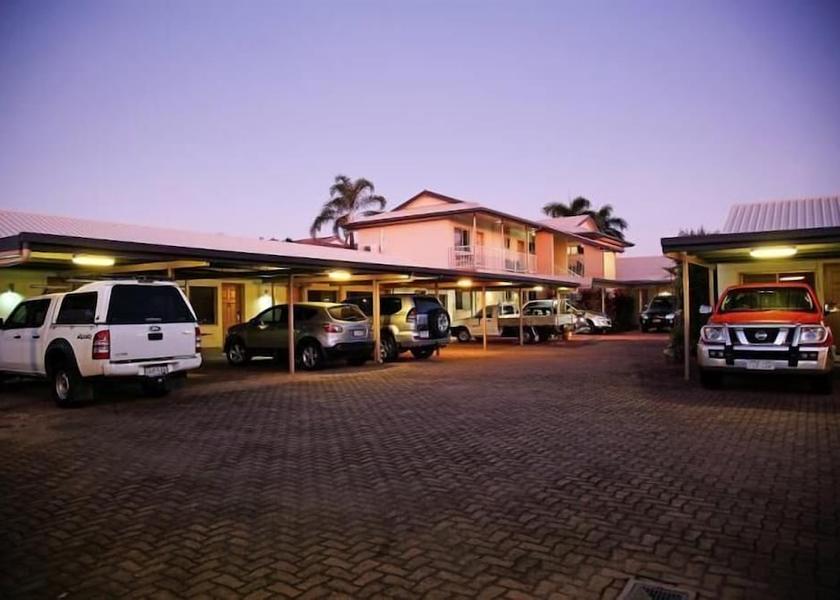 Queensland Rosslea Parking