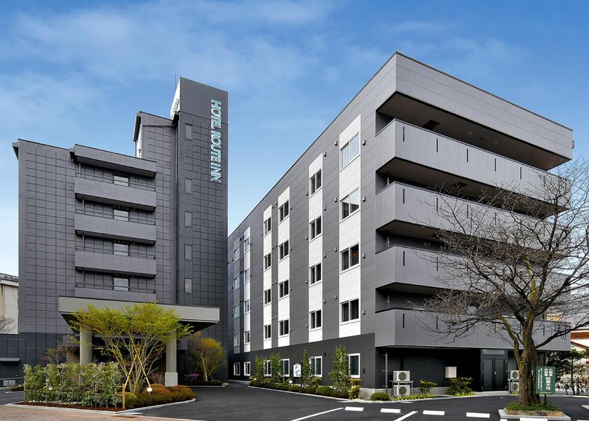 Nagano Chikuma Hotel Exterior
