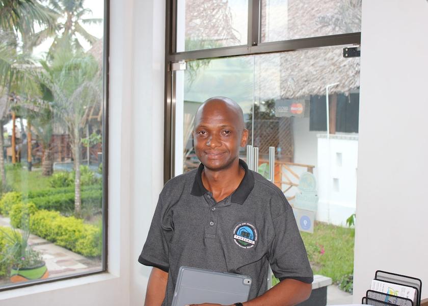  Dar es Salaam Interior Entrance