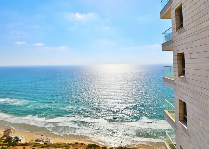  Netanya Exterior Detail