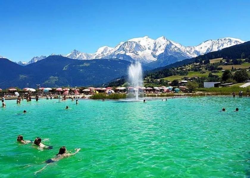 Auvergne-Rhone-Alpes Combloux Hiking