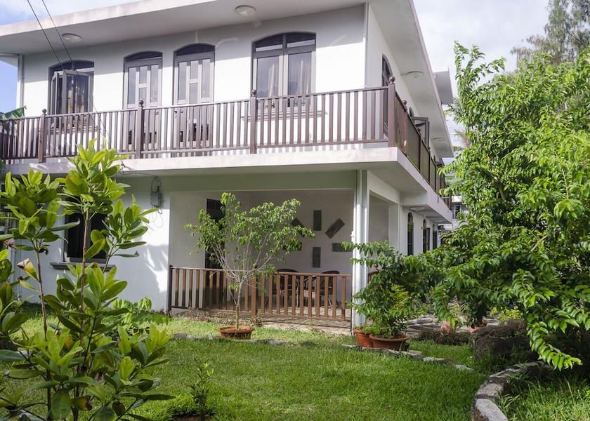  Quatre Bornes Facade