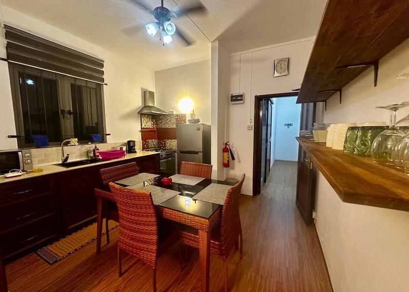  Quatre Bornes Kitchen