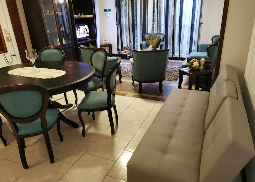  Quatre Bornes Living Area