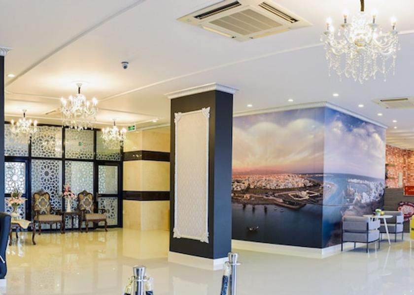  Muscat Reception