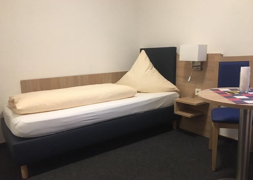 Hessen Knullwald In-Room Amenity