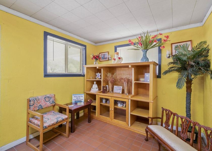 Texas Luling Lobby