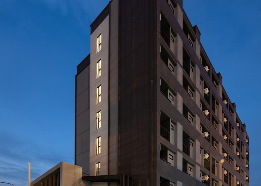 Nonthaburi Province Bang Yai Front of property - evening/night