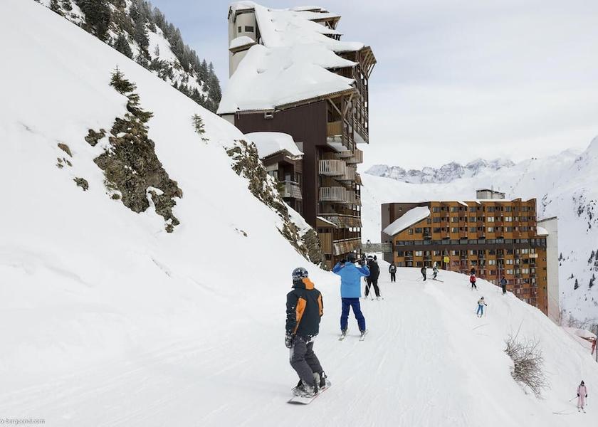 Auvergne-Rhone-Alpes Morzine Snow and Ski Sports