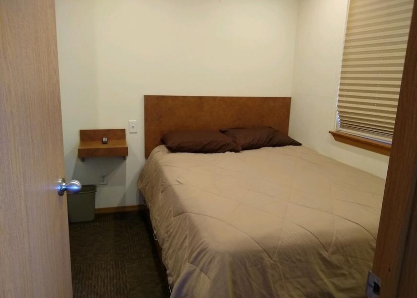 North Dakota Watford City Room