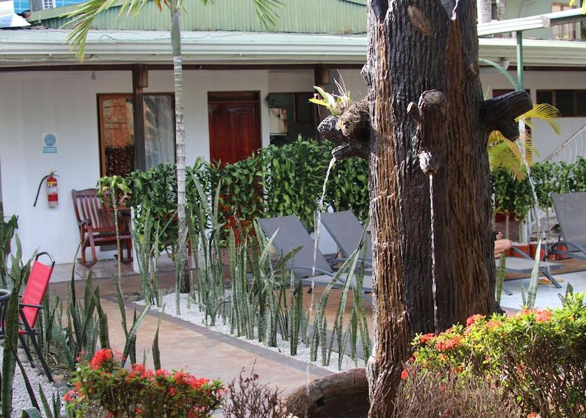 Alajuela La Fortuna Facade