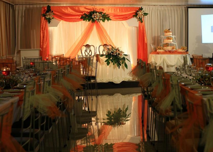 Banquet hall