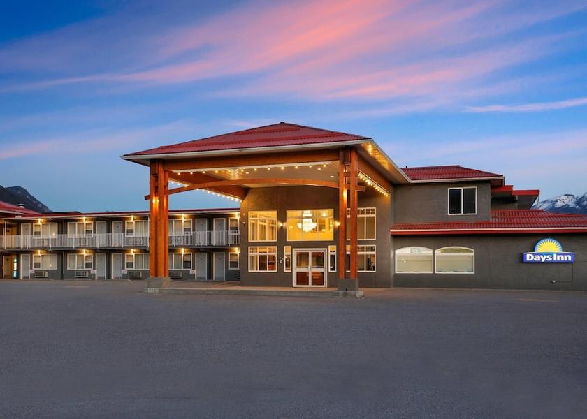 British Columbia Golden Exterior Detail