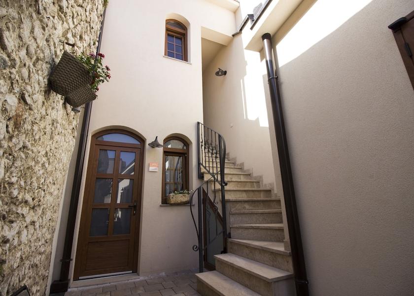 Federation of Bosnia and Herzegovina Mostar Exterior detail