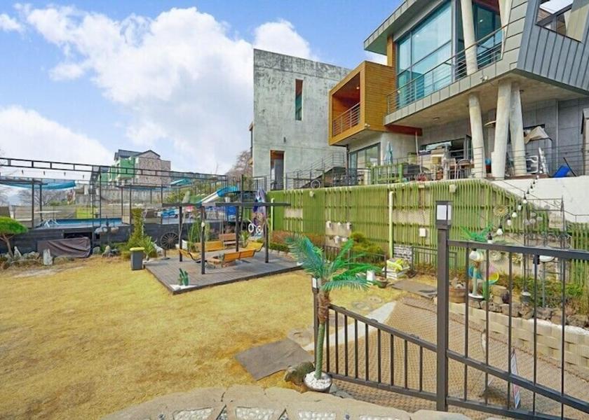 Gyeonggi Gapyeong Exterior Detail