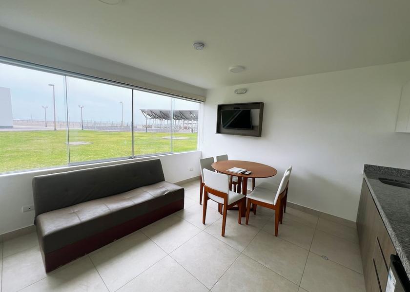 Lima (region) Asia In-Room Dining