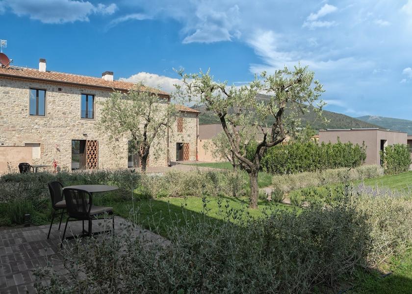 Tuscany Montemurlo Exterior Detail