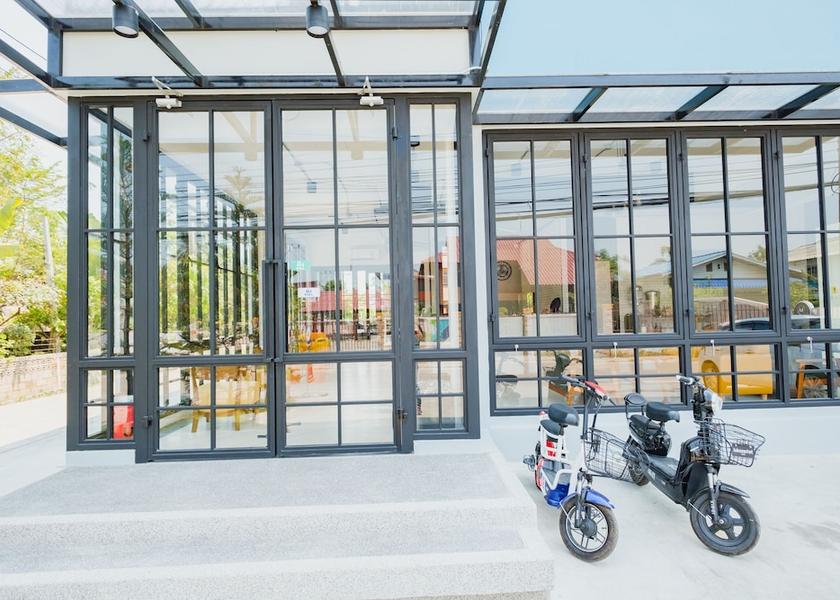 Phitsanulok Phitsanulok Entrance