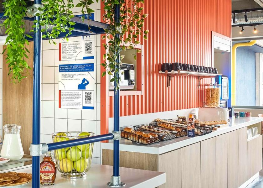 Grand Est Laxou Interior Entrance