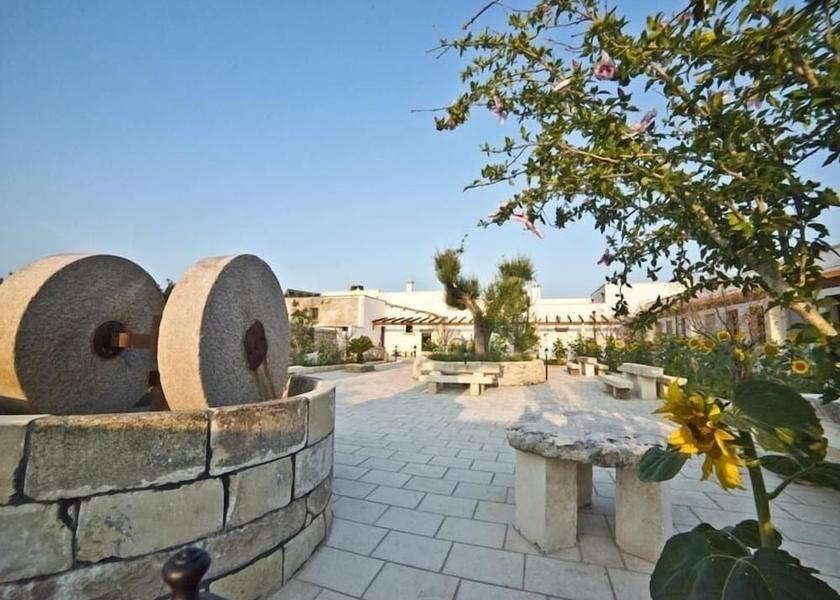 Puglia Bagnolo del Salento Exterior Detail