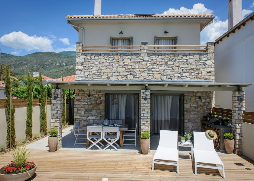 Thessalia South Pelion Facade