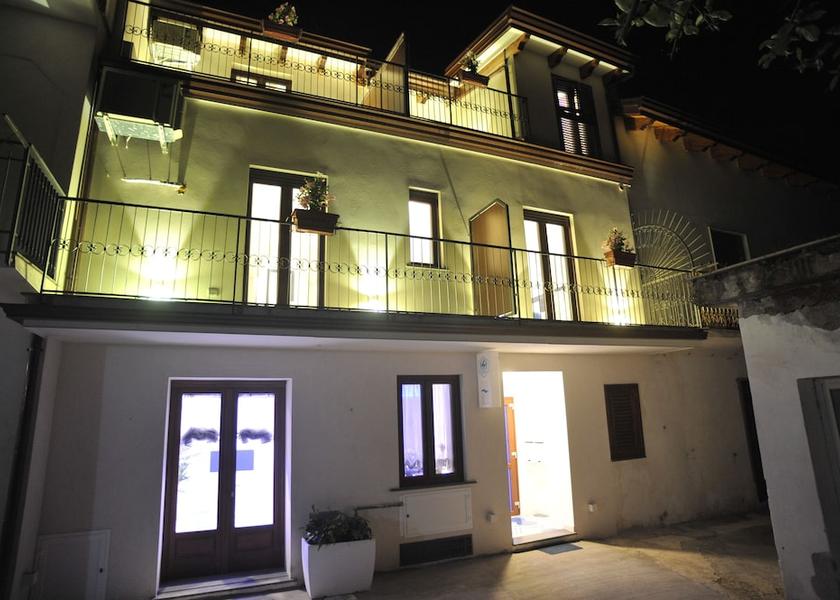 Campania Agerola Facade