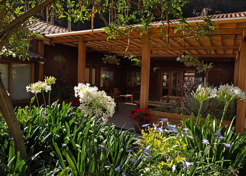 Cusco Region Ollantaytambo Reception