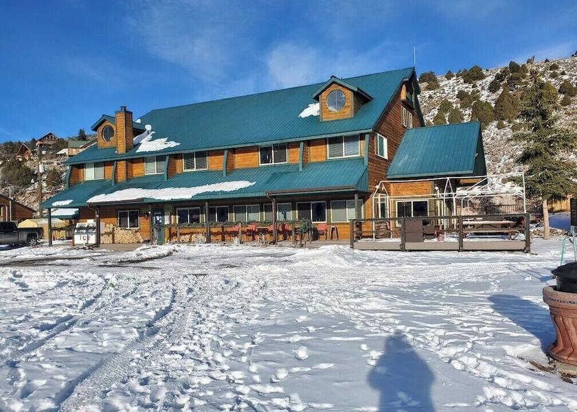 Utah Panguitch Facade