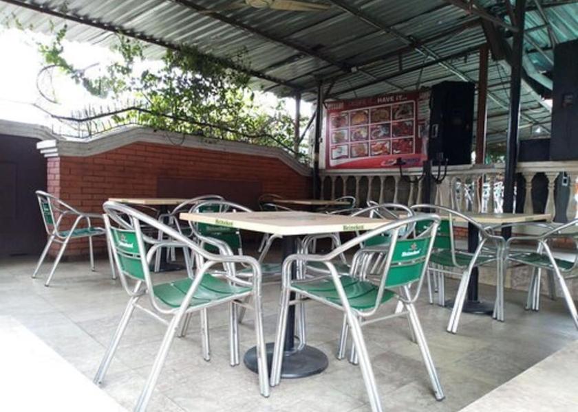 Lagos Lagos Bar