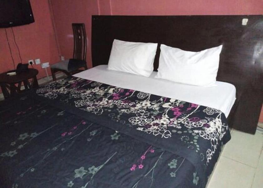 Lagos Lagos Room