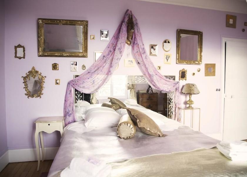 Ile-de-France Provins Room