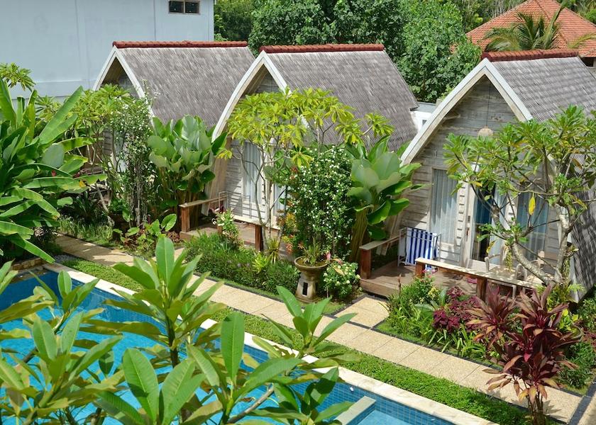 West Nusa Tenggara Kuta Pool