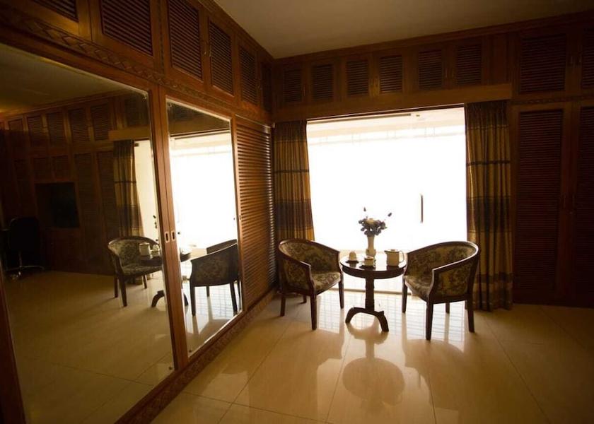  Dhaka Porch