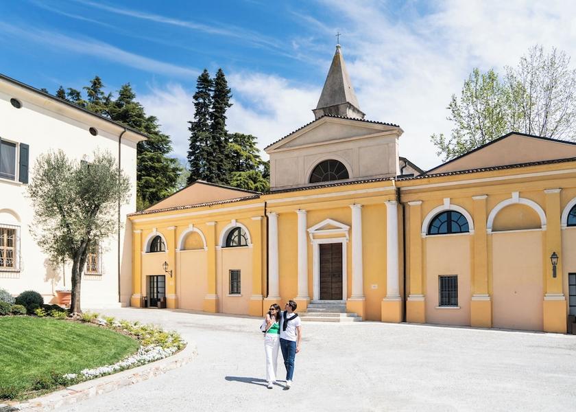 Lombardy Calvagese della Riviera Exterior
