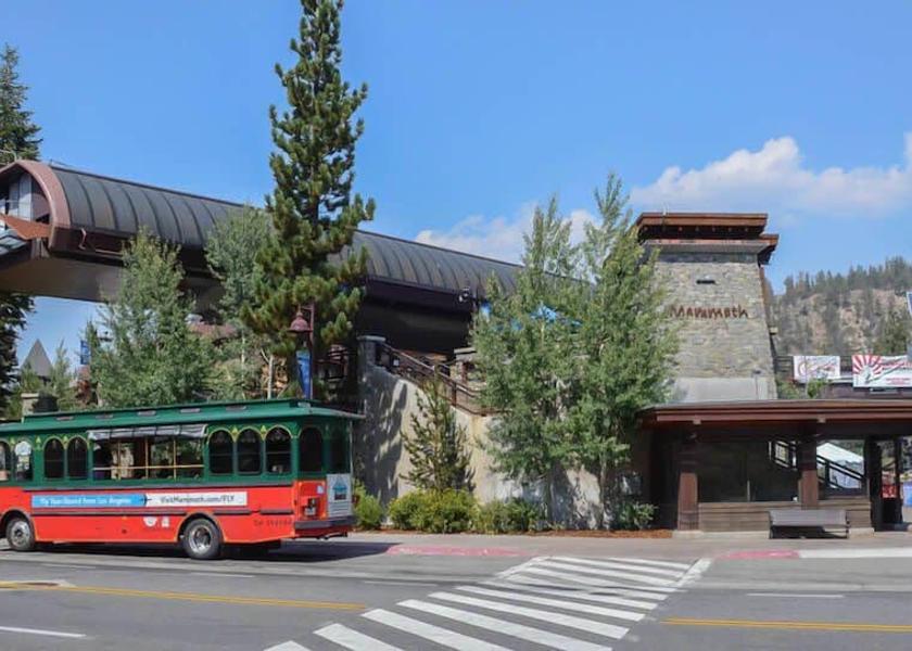 California Mammoth Lakes Street View