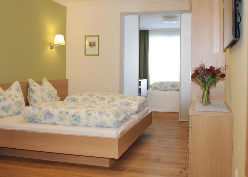 Salzburg State Hallein Room