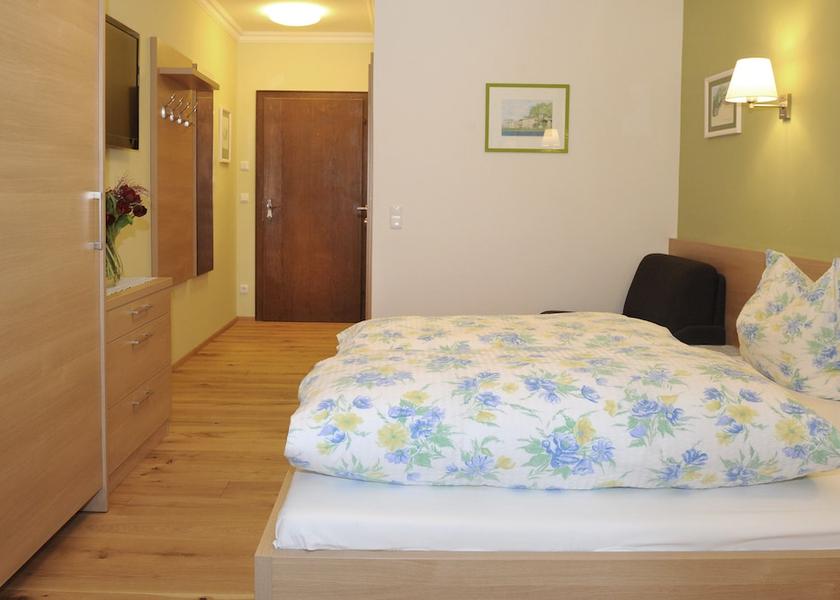 Salzburg State Hallein Room