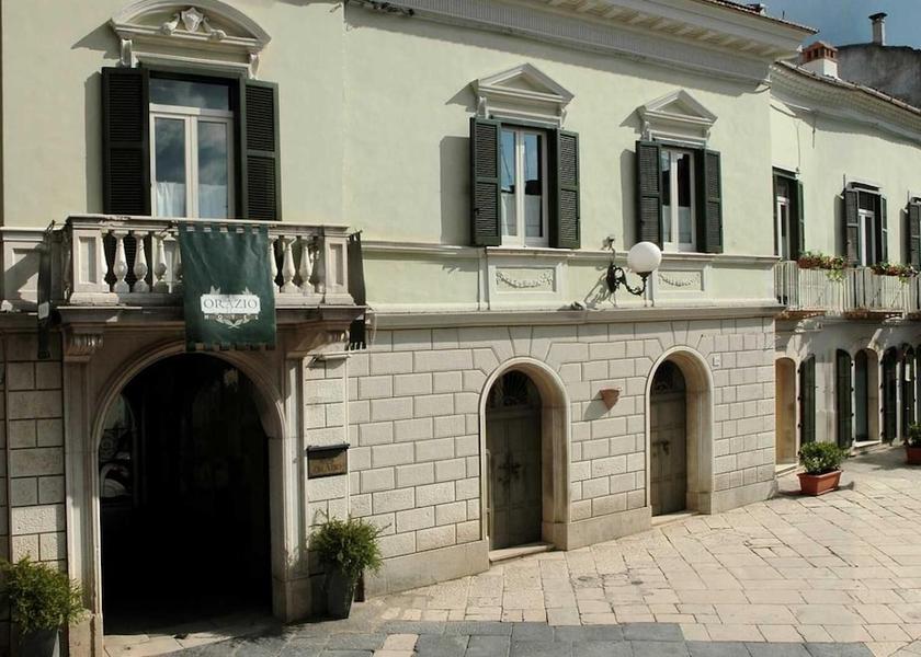 Basilicata Venosa Exterior Detail