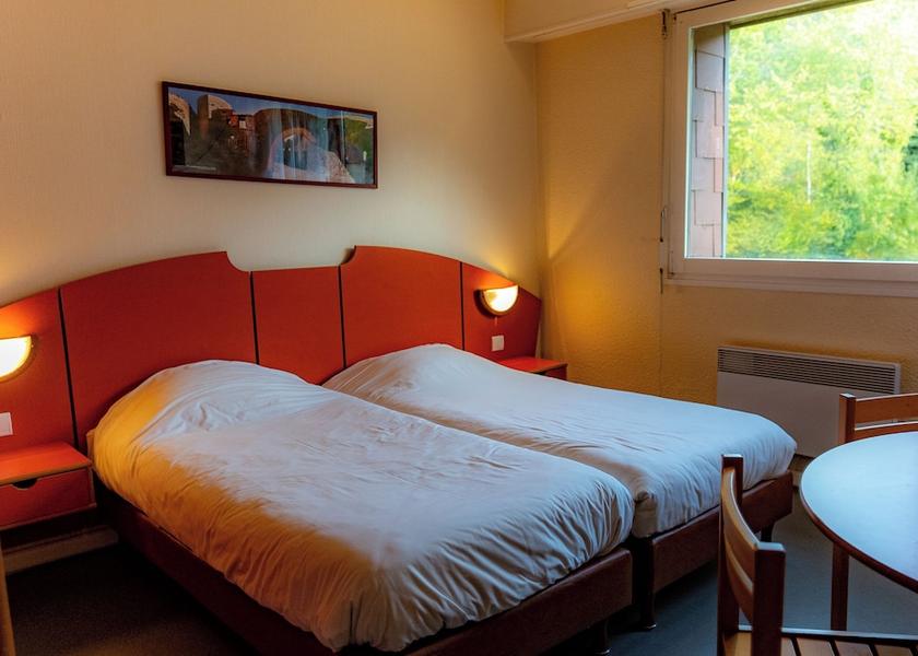 Grand Est Saint-Die Room