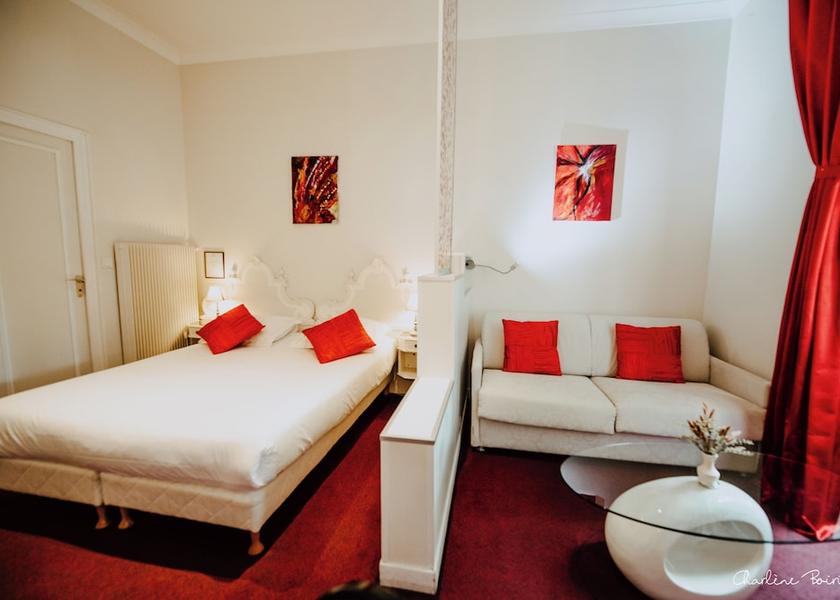 Auvergne-Rhone-Alpes Vals-les-Bains Room