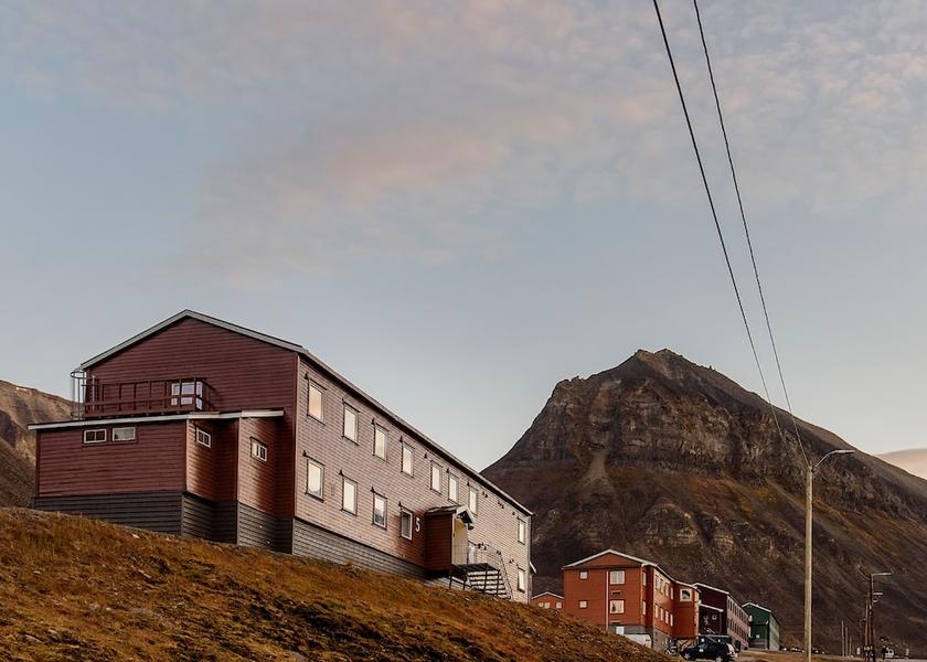  Longyearbyen Exterior Detail