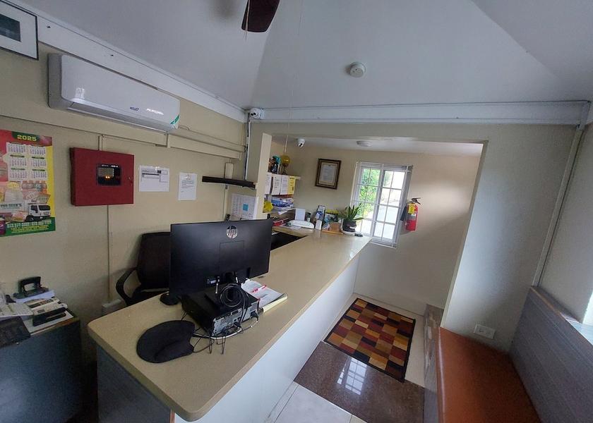 Saint James Tower Isle Reception