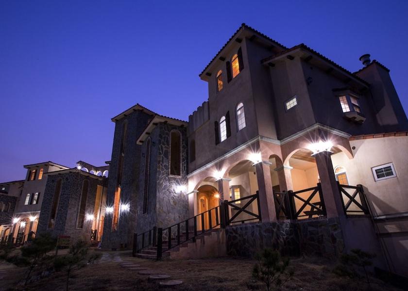 Gangwon Hongcheon Front of property - evening/night