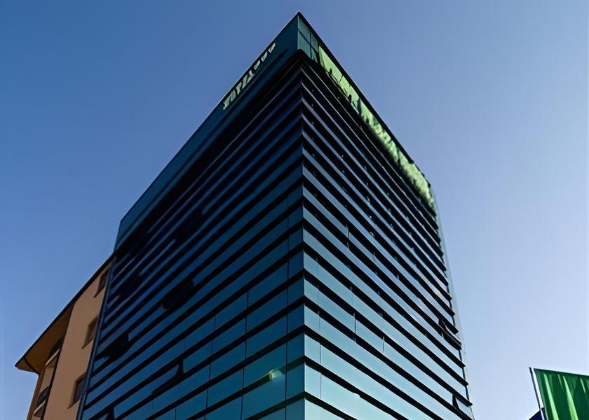  Bucharest Hotel Exterior